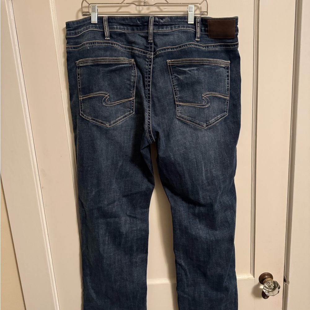 Silver Jeans Men's Dark Blue Straight Jeans - Picture 4 of 5
